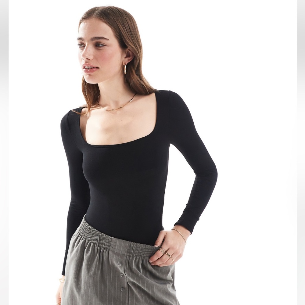 NWT Bershka Square Neck Bodysuit